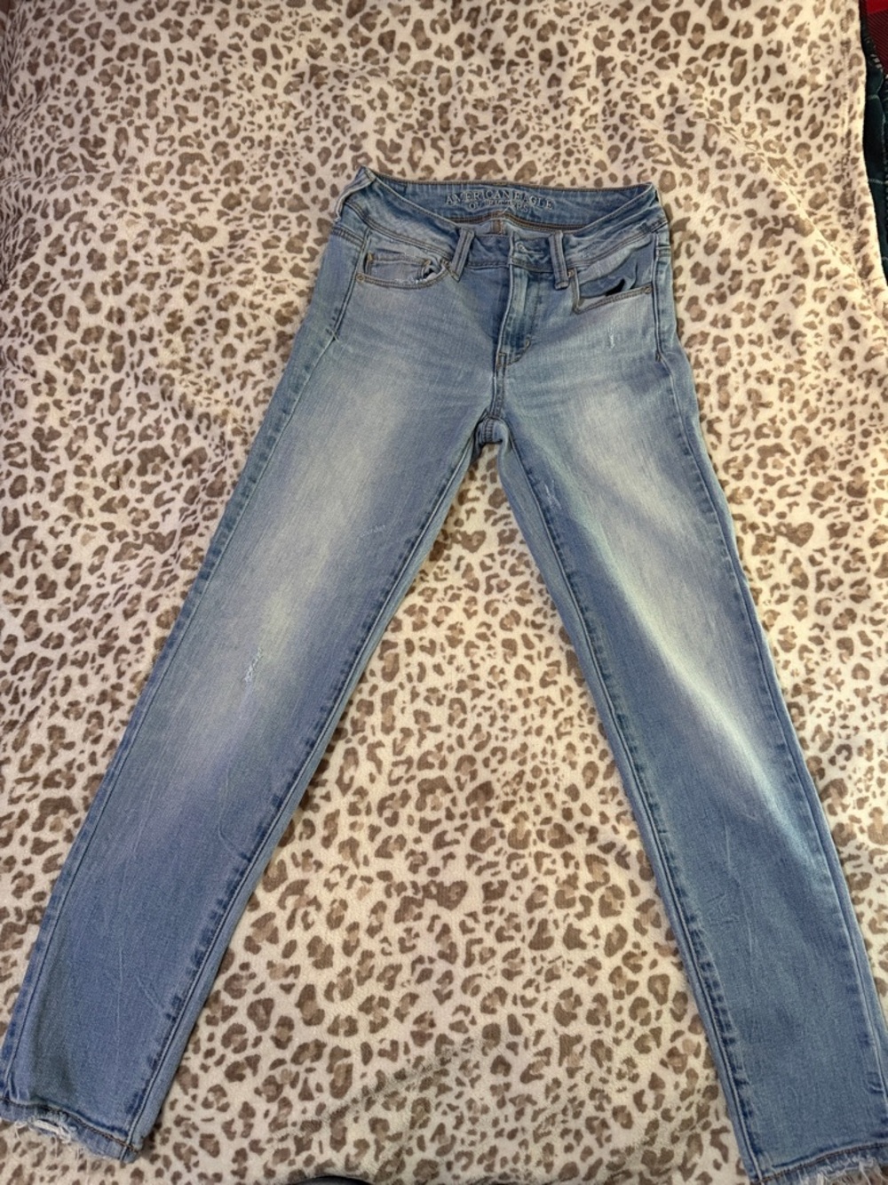 American Eagle Outfitters Light Blue Skinny Jeans